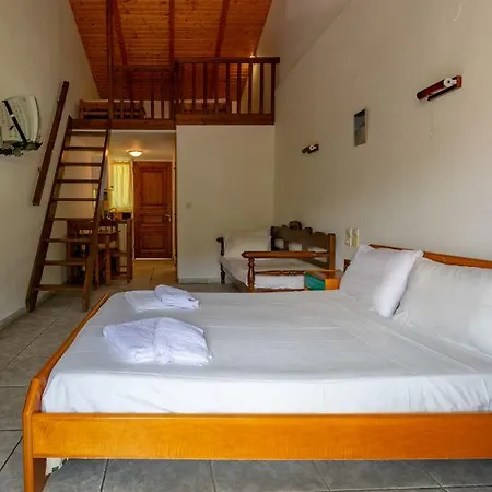 Averto Hotel Áyios Nikítas