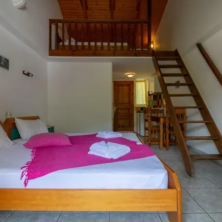 Averto 3* Áyios Nikítas