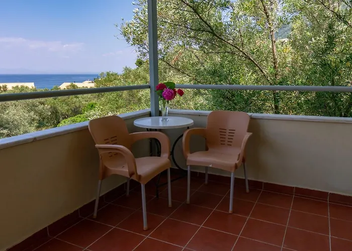 酒店 Averto Áyios Nikítas