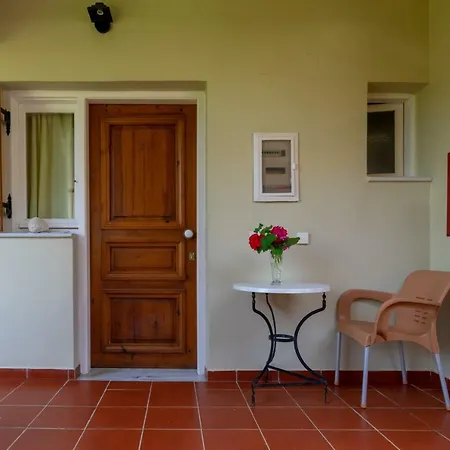 Averto Hotel Áyios Nikítas