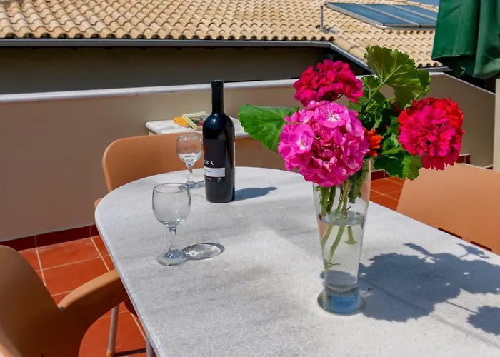 Averto 3* Áyios Nikítas