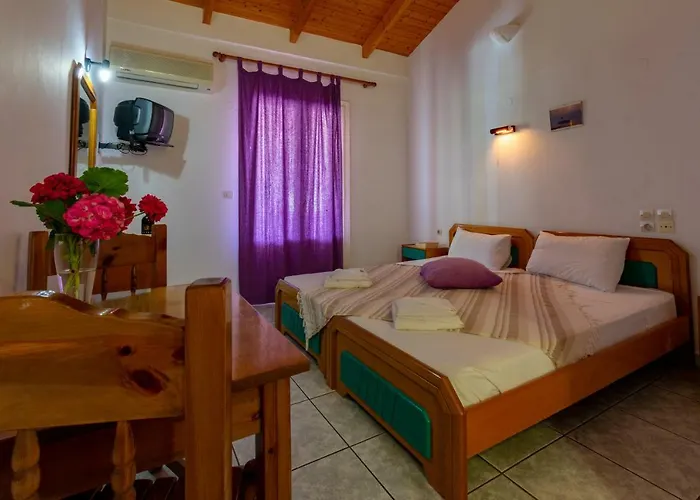 Averto 3* Áyios Nikítas